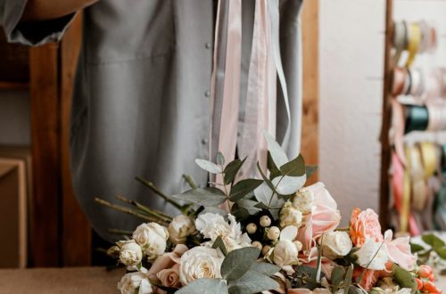 Las nuevas tendencias en ramos y arreglos florales que transforman la decoración actual